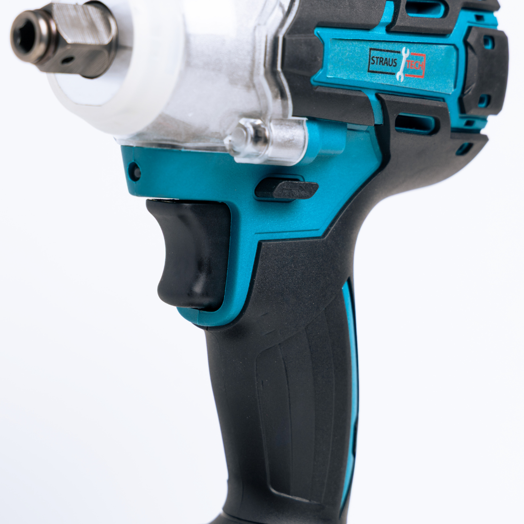 4 v 1 komplet, vrtalnik, izvijač, brusilnik | STRAUSTECH