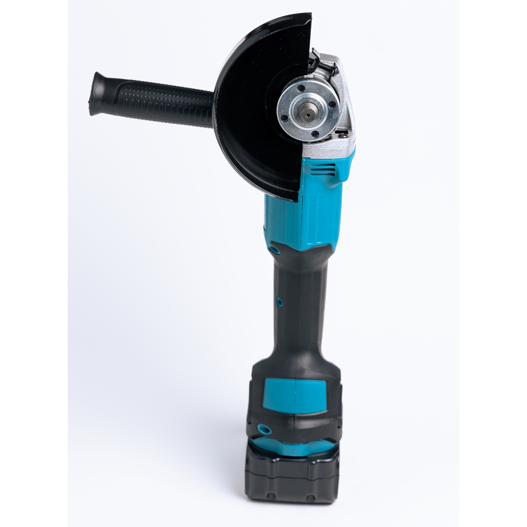 4 v 1 komplet, vrtalnik, izvijač, brusilnik | STRAUSTECH