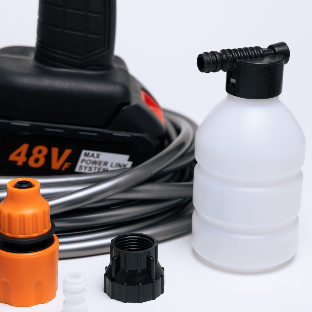 Akumulatorski visokotlačni čistilnik