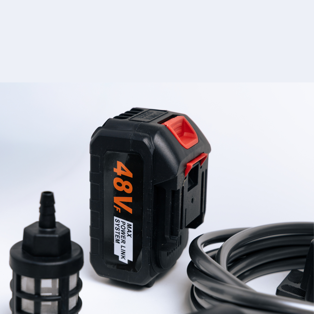 Akumulatorski visokotlačni čistilnik