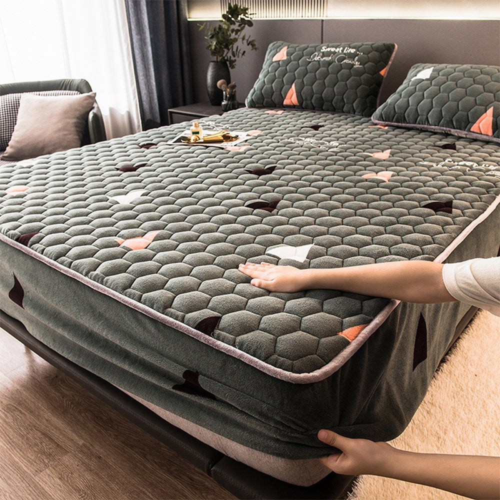 Mekani in eleganten komplet posteljnine