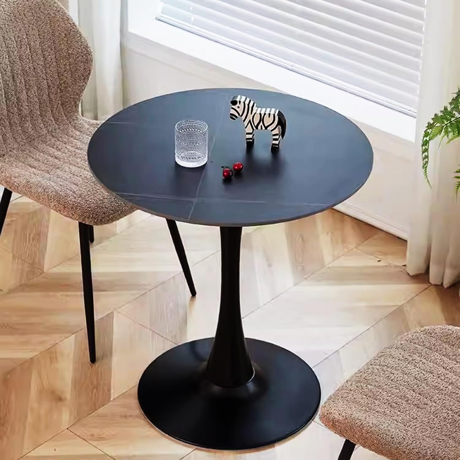 Crna klasična miza - Stockholm